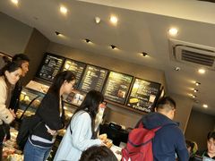 等位区-星巴克(舟山蜈蚣峙店)