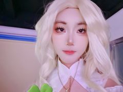-马猴烧酒二次元cosplay换装写真自拍体验馆