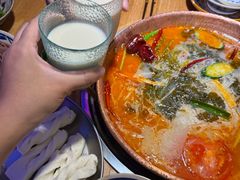 -洱火云南酸菜牛肉火锅(石景山当代商城店)