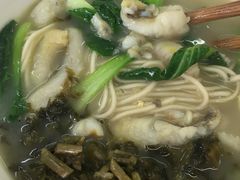 -明呈黄鱼面馆(斜土路店)
