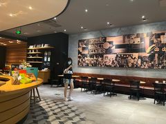 -星巴克臻选(郑州国贸360广场店)