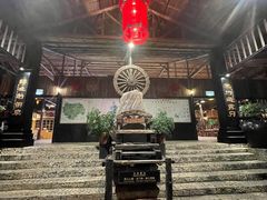 -天门沟九州驿站树上汤泉