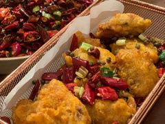 吃得慢就没的鸡翅中-苦尽酒馆·川菜(鼓楼店)