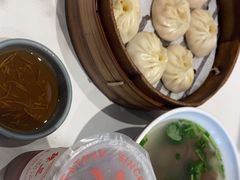 -馋三尺蟹粉小笼(人民广场店)