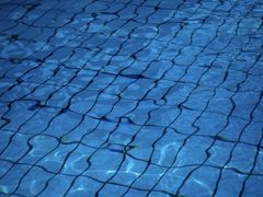 -菲鱼体育恒温游泳馆(中海名城店)