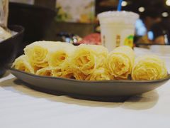 炸响铃-鲜入围煮花胶鸡海鲜火锅