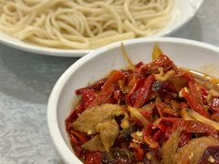 油辣子肉拌面-汗腾格里·风味餐厅(新疆驻京办店)