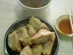 -黄阿姨锅贴大王(万航渡路店)