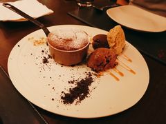 -恰餐厅及酒吧 CHAR Bar & Grill (北京丽都皇冠假日店)