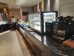 -月色西餐厅·海鲜刺身·烧烤(科学城保利郡雅酒店)