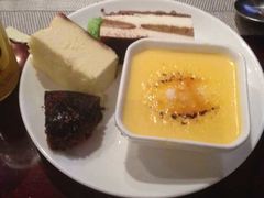 -荣誉国际酒店-云顶旋转餐厅