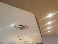 -星巴克臻选(周浦万达店)