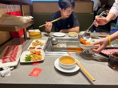 -海底捞火锅(曹安公路店)