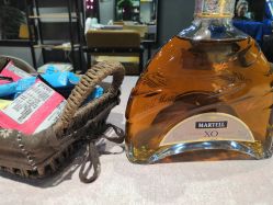 -MOVAN  HAIR莫凡匠人发型屋