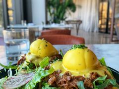 疯狂手撕牛肉班尼迪克蛋-The Rug Cafe(王府中环店)