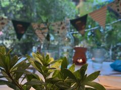 -春树下·树屋花房西餐厅(罍街AS1980店)