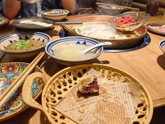 -洱火云南酸菜牛肉火锅(石景山当代商城店)