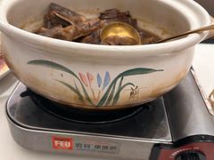 -榕树下海鲜馆(坪山路店)