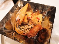 -龙虾酒吧扒房(宁波香格里拉店)