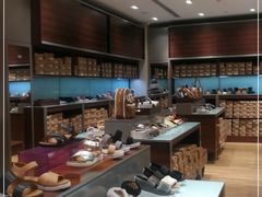 -UGG(燕莎奥特莱斯购物中心店)