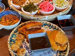 -包整·丝娃娃(一览甲秀楼风景店)