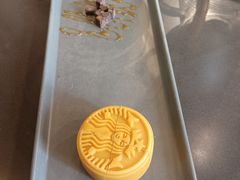 -星巴克臻选(上海虹桥新天地三店)