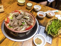 -阿婆情腊排骨火锅(金虹路店)