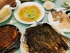 葱烤鸦片鱼头-新吉士·上海菜(浦东LCM置汇旭辉店)