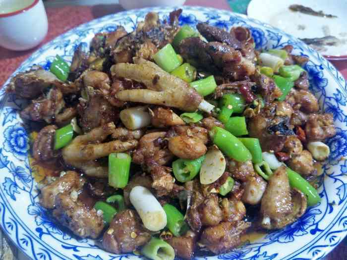 湖南崖炒鸡店(解放路店)-"[薄荷]环境: 在临沂市中医院在每天福利.