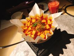 -穹六人间 people 6(岳阳路店)