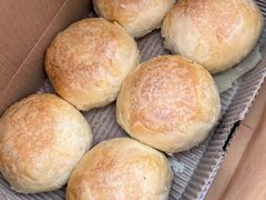 虾仁鲜肉月饼-梦菲思饼屋(瑞金宾馆店)