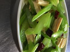 芹菜腐竹-张记烤羊腿(北花园店)