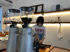 -Line 咖啡(石厦花园店)