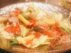 -铭牛烧肉·和牛海鲜自助(高新月牙湖店)
