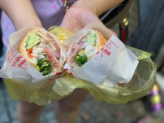 -Bánh Mì Huynh Hoa
