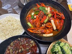 -聚汇三少·龙虾·中餐厅(莫邪路新天地店)