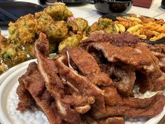 炸五香肉萝卜丸子拼盘-鸢飞潍坊菜馆(鸢飞大酒店)