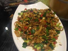 -刘胖子家常菜·蹄花焖藕(兴业店)