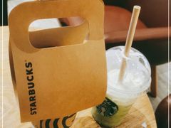 -星巴克(珠海摩尔百货店)
