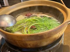 -邹开喜·小海鲜醉鸡煲·潮汕鲜切牛肉店(襄阳北路店)