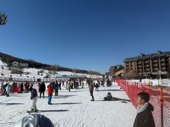 -中旅松花湖滑雪场