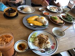 泰式春卷-红大哥水门鸡饭(總店)