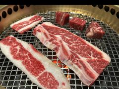 -铭牛烧肉·和牛海鲜自助(高新月牙湖店)