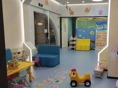 -极橙儿童齿科矫正中心(奥城店)