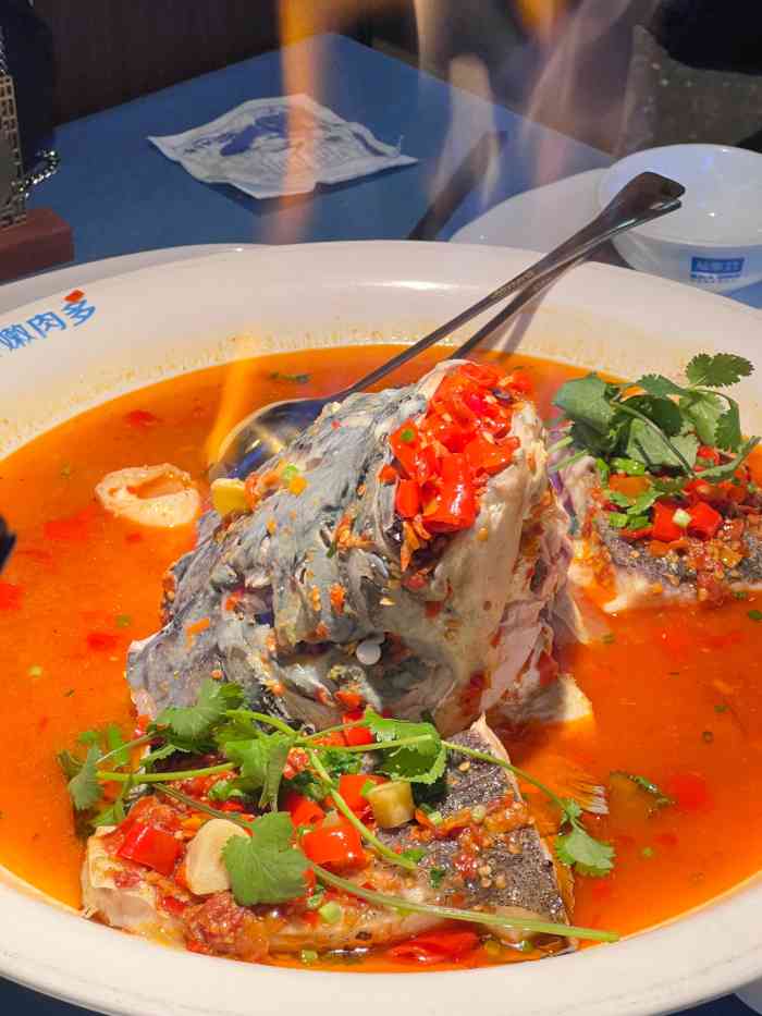 坛宗剁椒鱼头(德思勤店)-"鱼头真的特别好吃!汤汁里面拌点粉也是太美.