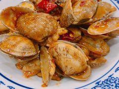 -江城燕子大排档(江汉路步行街店)