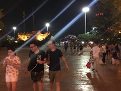 -汤山欢乐水世界