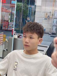 -乾健·烫染·接发SALON