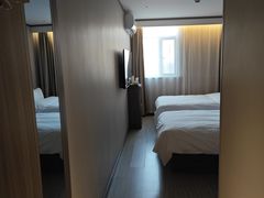 -汉庭(合肥滁州路大东门地铁站店)