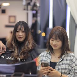 -U·NI SALON 造型